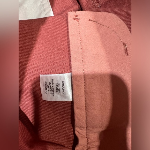 J. Crew Gramercy Shorts in Old Red 34W - Picture 4 of 7